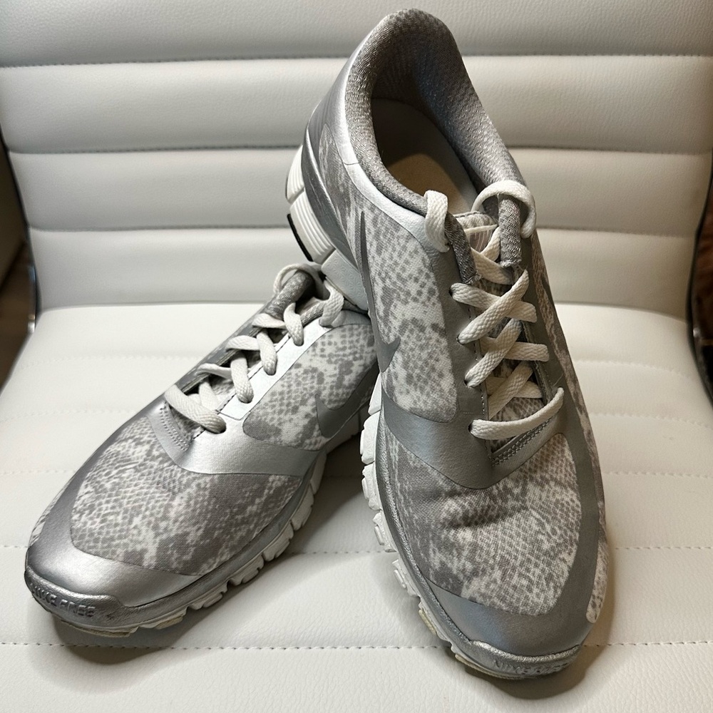 💜Nike Free 5.0 Silver Sheen Athletic Running Shoes #695168-002 Women's Size 6.5